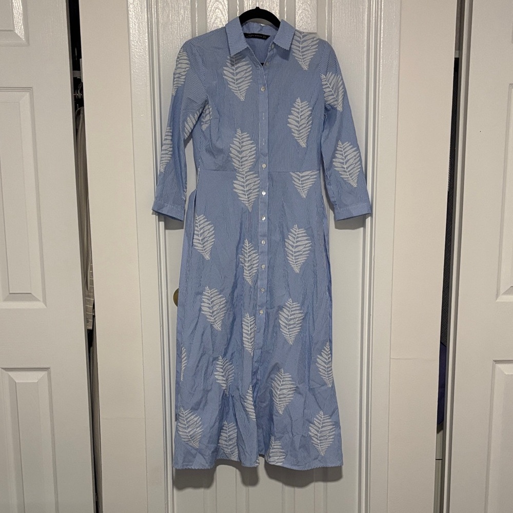 Zara Light Blue Button-Front Shirt Dress with White Leaf Print